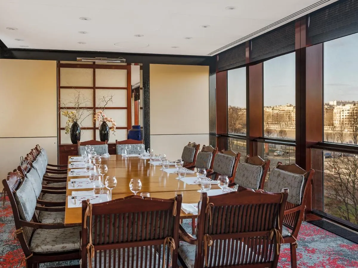 Novotel Centre Tour Eiffel מלון פריז