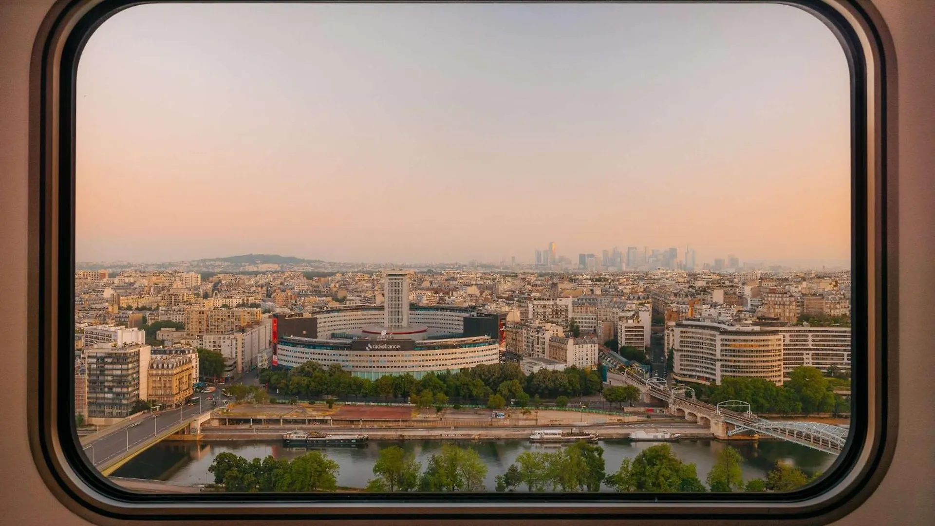 Novotel Centre Tour Eiffel Ξενοδοχείο
