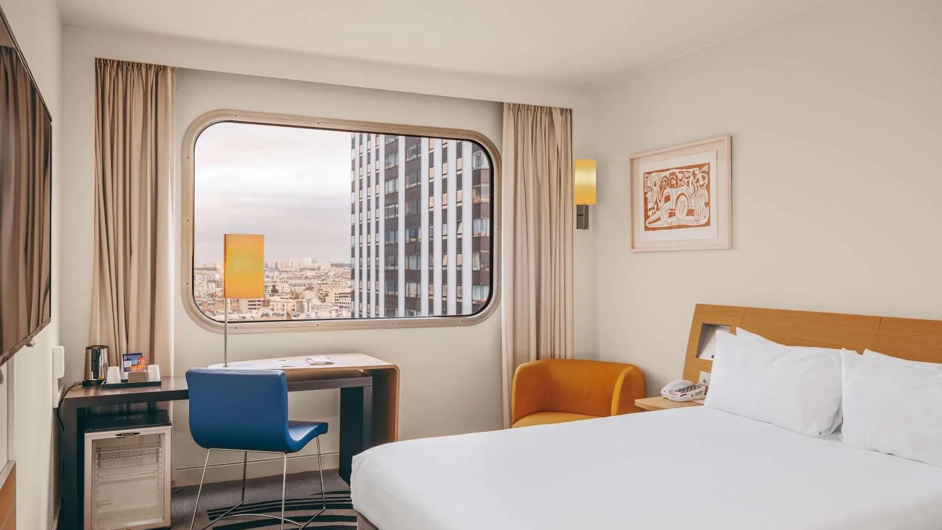 מלון Novotel Centre Tour Eiffel 4*